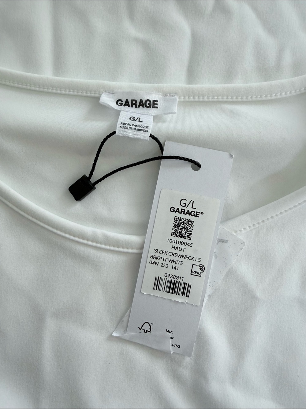 Garage White Sleek Crewneck Long Sleeve Top NWT Size L - Picture 7 of 8